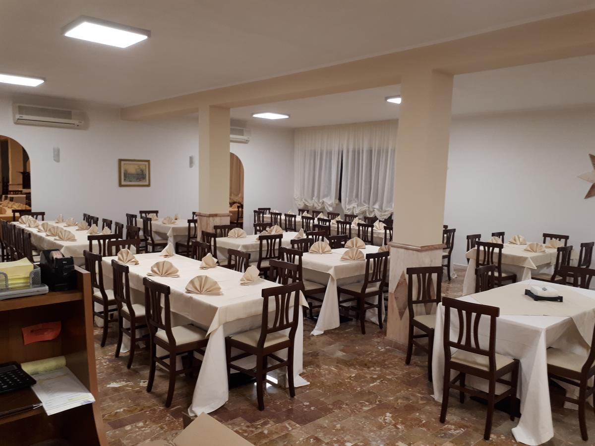 La Collinetta Sas 호텔 Montazzoli 외부 사진